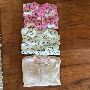 Hanna Andersson zip footless sleepers 2T - LOT DEAL